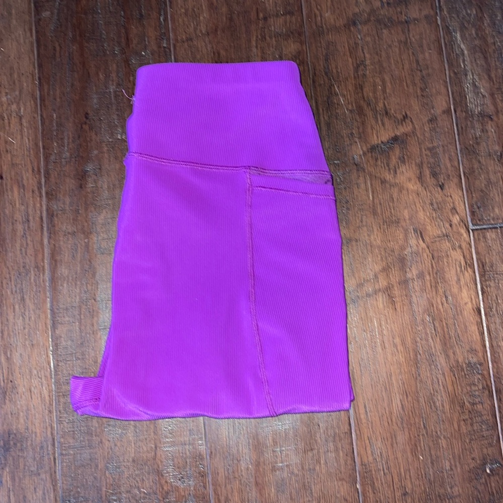 Calia by Carrie Underwood 7/8 Leggings ribbed color: Fuchsia Size: Small